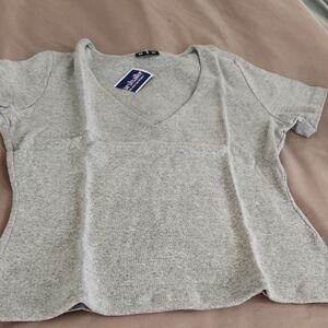 Gray V-Neck Short Sleeve Top